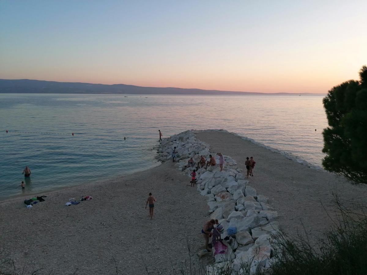 Apartment Sodan 72 Omiš Esterno foto