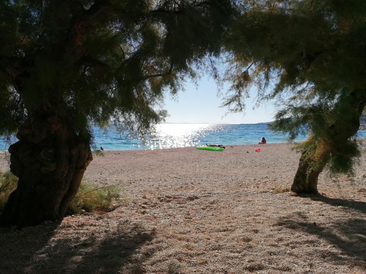 Apartment Sodan 72 Omiš Esterno foto
